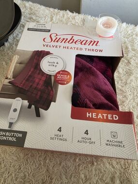Sunbeam Burgundy and Black Velvet‎ Heated Throw